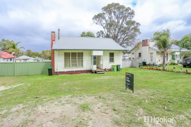 13 Cable Street, Collie WA 6225