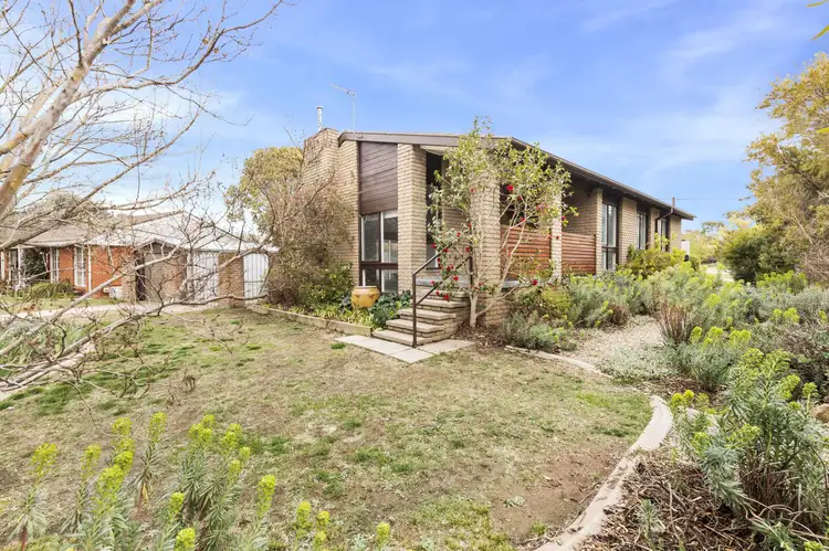 1 McDermott Street, Kambah ACT 2902