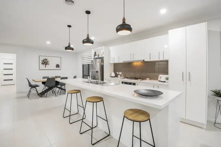 Main view of Homely house listing, 27 Eynesbury View, Wollert VIC 3750