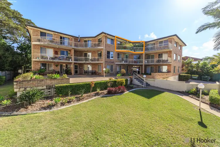 10/10 Brisbane Road, Labrador QLD 4215