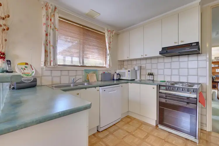 Seventh view of Homely house listing, 15 Tepper Circuit, Kambah ACT 2902