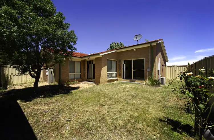 42 Bargang Crescent