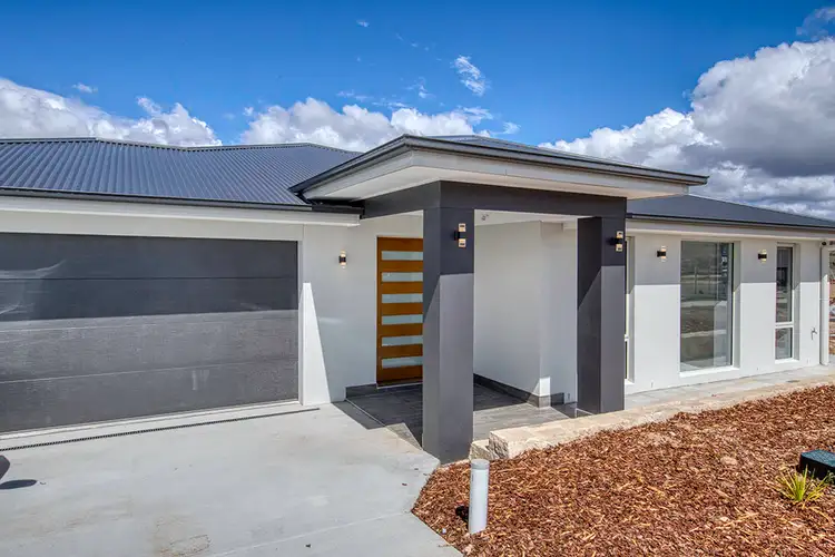 12 Trask Street, Coombs ACT 2611