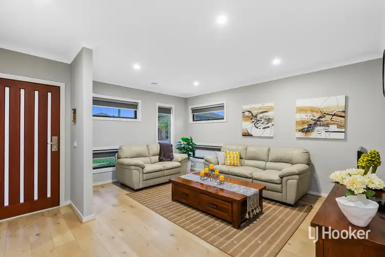 Second view of Homely house listing, 5 Parkstone Crescent, Point Cook VIC 3030