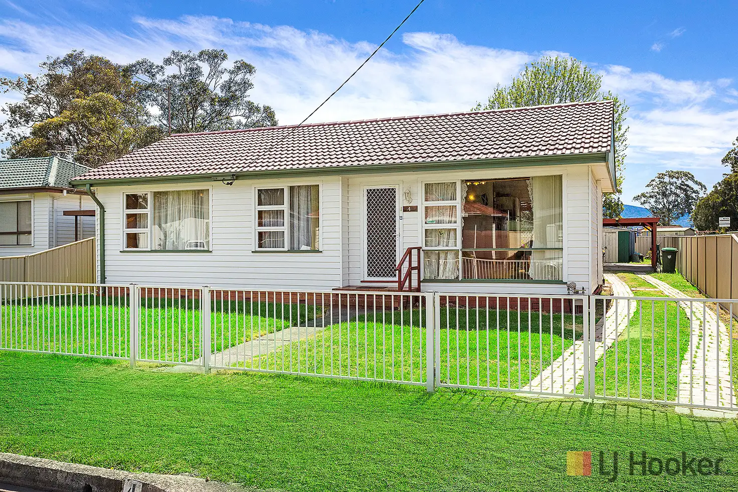 Main view of Homely house listing, 4 Mallee Street, Albion Park Rail NSW 2527