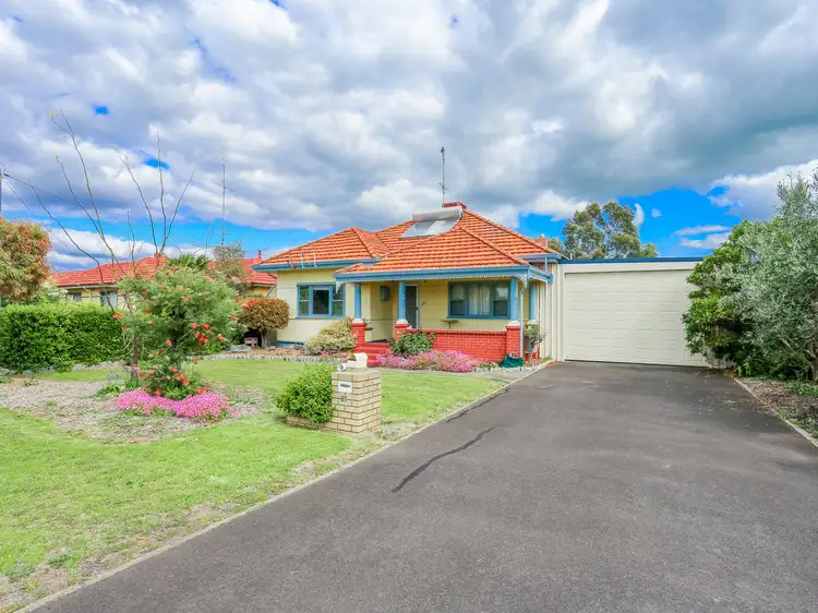 21 Peet Street, Harvey WA 6220