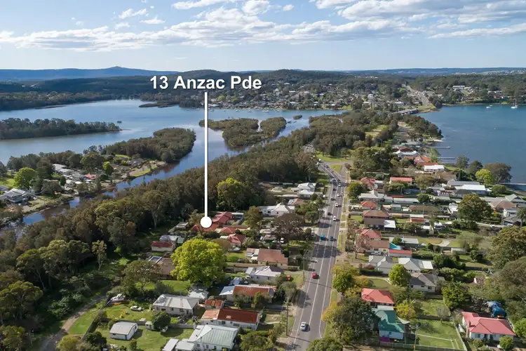 13 Anzac Parade, Toronto NSW 2283