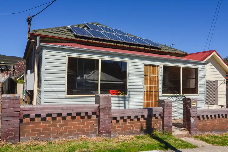 17 Chifley Road, Lithgow NSW 2790