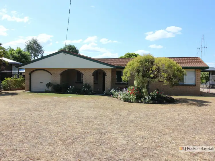 60 Meson Street, Gayndah QLD 4625