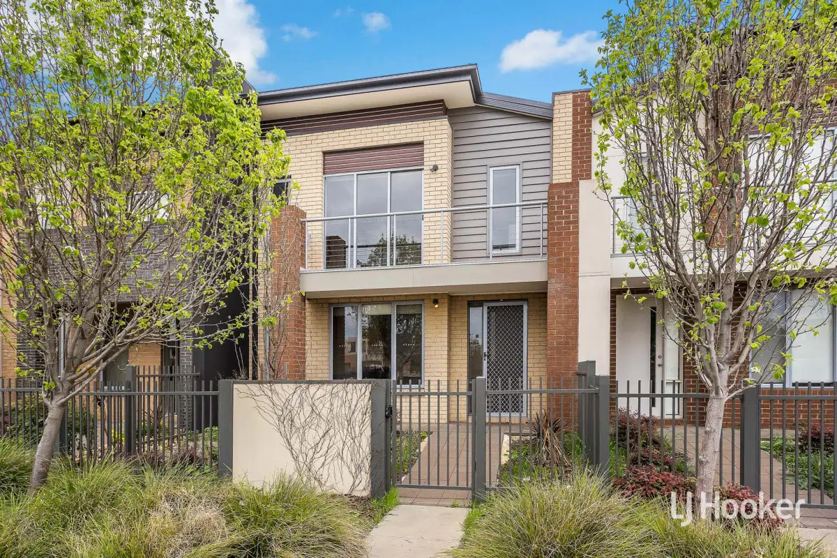 Main view of Homely townhouse listing, 22 Tattersalls Lane, Point Cook VIC 3030