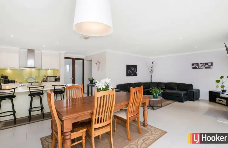 Fourth view of Homely house listing, 16 Carmelo Court, Hidden Valley VIC 3756