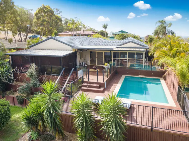 4 Highvale Drive, Helensvale QLD 4212