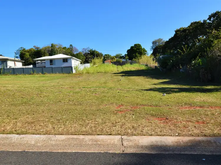 18 Kings Rd, Russell Island QLD 4184