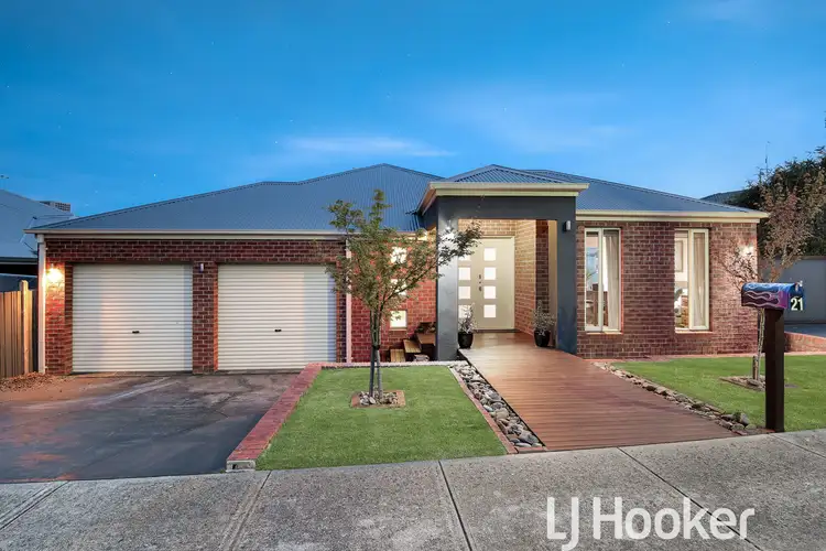 Second view of Homely house listing, 21 Sheldon Drive, Berwick VIC 3806
