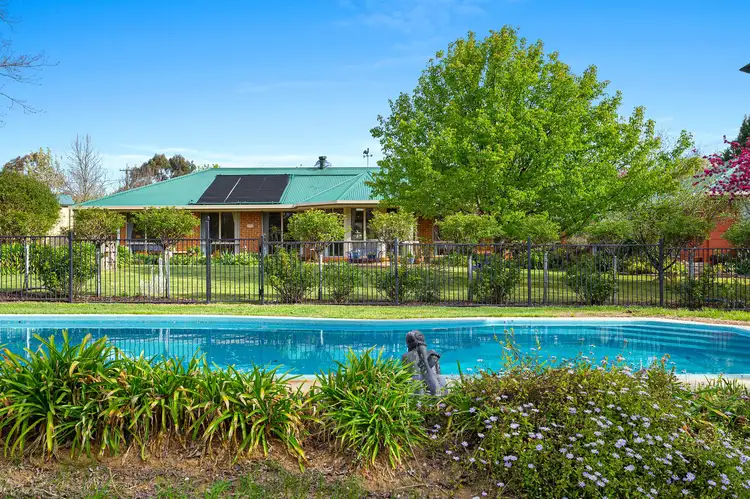 8 Davis Circuit, Murrumbateman NSW 2582