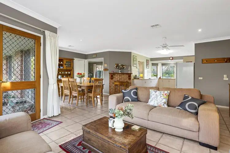 Fifth view of Homely house listing, 8 Davis Circuit, Murrumbateman NSW 2582