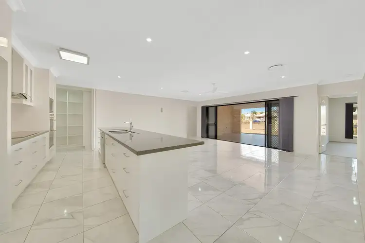 58 Iris Road, Kirkwood QLD 4680