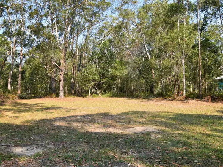 10 Letitia Avenue, Russell Island QLD 4184