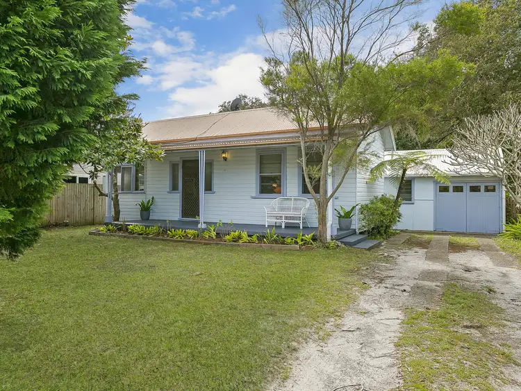 Second view of Homely house listing, 10 Ourringo Street, Budgewoi NSW 2262
