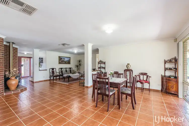 Sixth view of Homely house listing, 27 Aster Court, Thornlie WA 6108