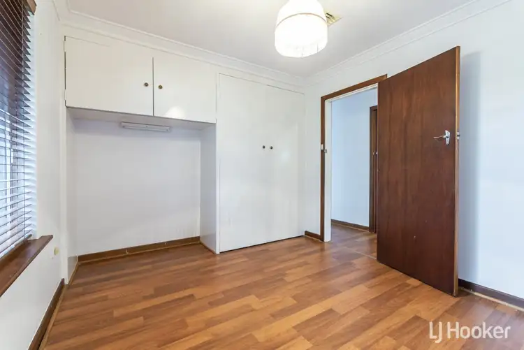 Fifth view of Homely house listing, 28 Hughenden Drive, Thornlie WA 6108