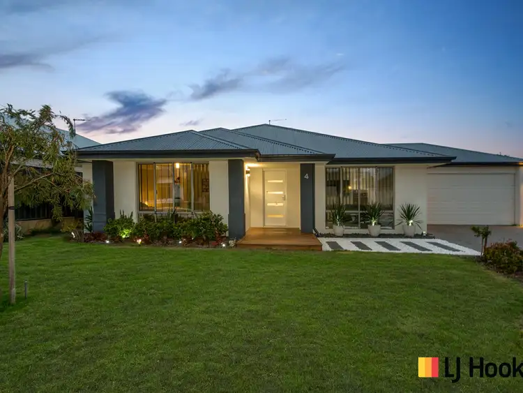 4 Gallery Way, Yanchep WA 6035
