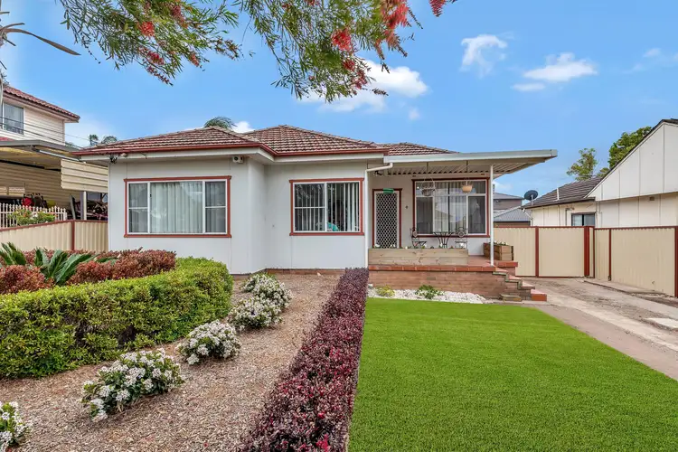 Main view of Homely house listing, 4 Craig Street, Smithfield NSW 2164