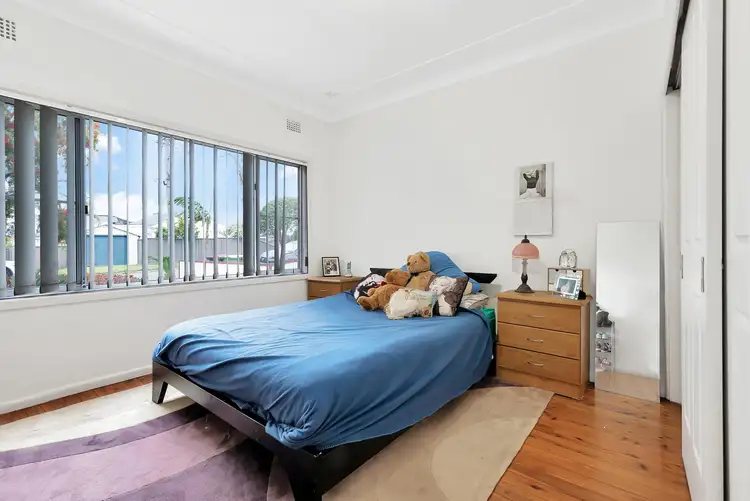 Fifth view of Homely house listing, 4 Craig Street, Smithfield NSW 2164