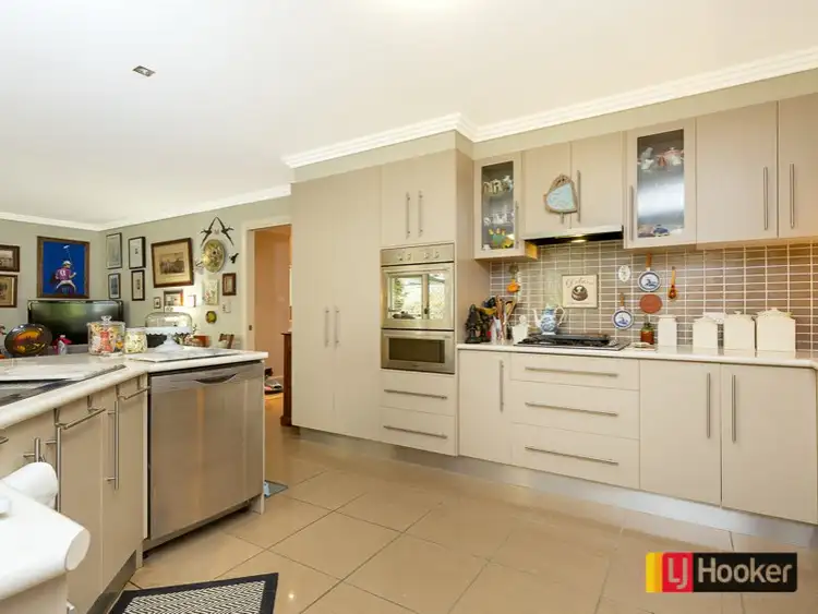 Second view of Homely house listing, 22 Kalinda Place, Hillvue NSW 2340