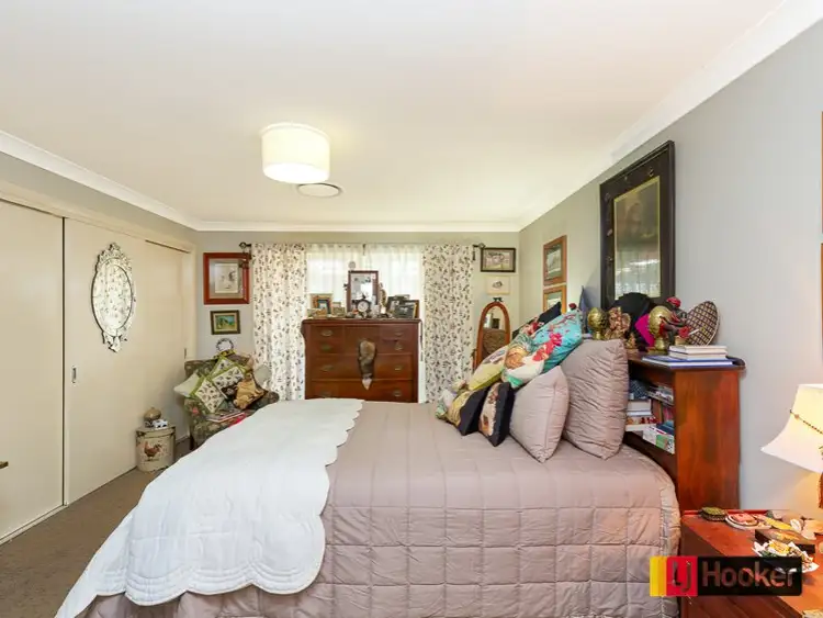 Fifth view of Homely house listing, 22 Kalinda Place, Hillvue NSW 2340