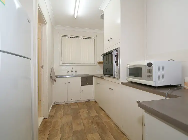 Second view of Homely unit listing, Unit 4/1 Nordlingen Drive, Tolland NSW 2650