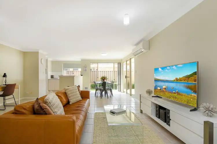Seventh view of Homely semi-detached listing, 18 Parsons Way, Innaloo WA 6018