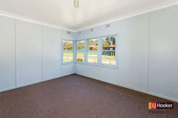 Sixth view of Homely house listing, 2 Enright Street, East Hills NSW 2213