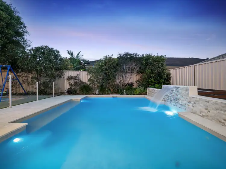 4 Blue Box Close, Hamlyn Terrace NSW 2259
