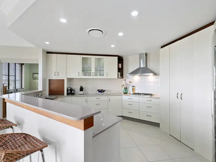 Second view of Homely house listing, 4 Jewel Place, Thornlands QLD 4164