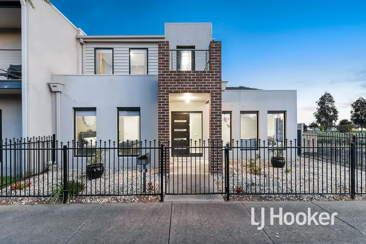 54 The Parkway, Pakenham VIC 3810