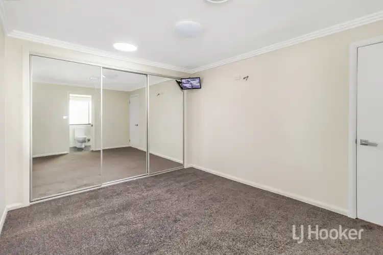Fifth view of Homely house listing, 32 Romley Crescent, Oakhurst NSW 2761