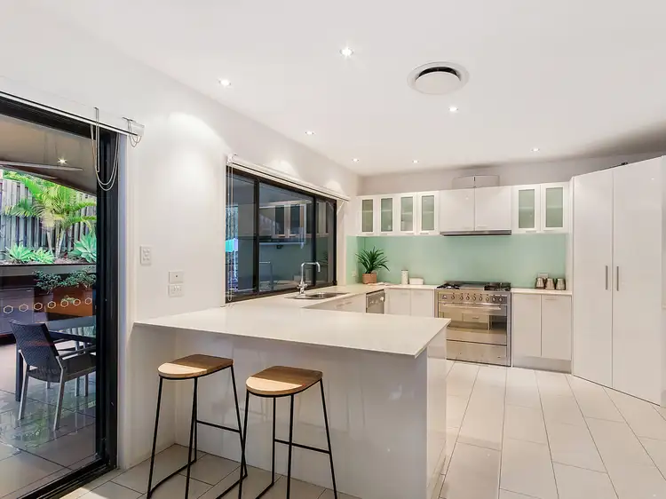 13 Kerrigan Court, Mudgeeraba QLD 4213