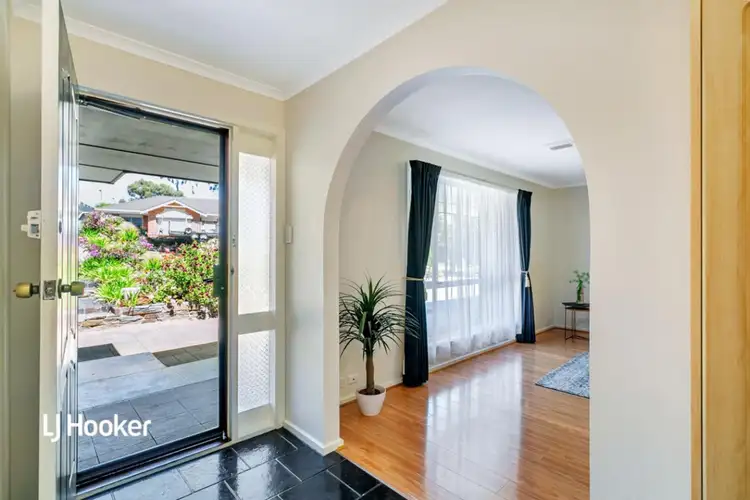 Third view of Homely house listing, 3 Crest Court, Gulfview Heights SA 5096