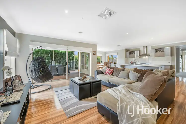 43 Armitage Drive, Narre Warren South VIC 3805