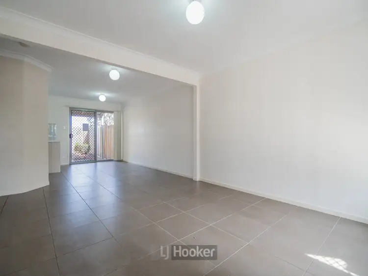 Fifth view of Homely townhouse listing, Unit 16/6 Mactier Drive, Boronia Heights QLD 4124