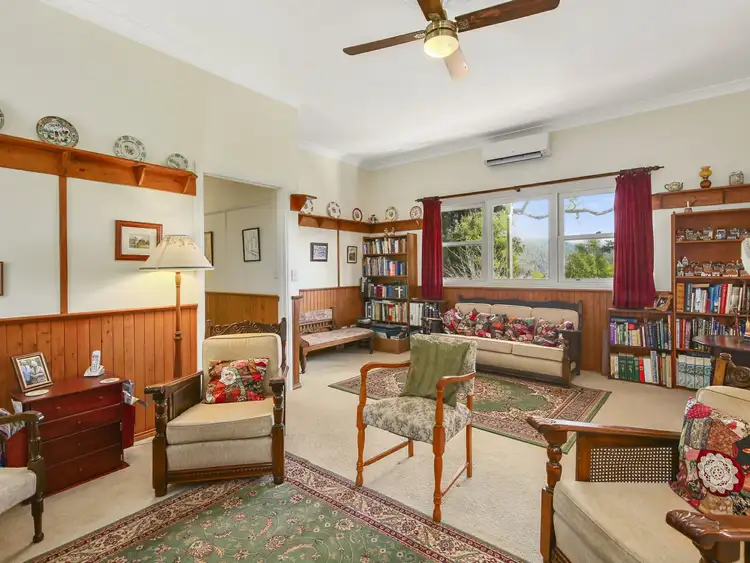 Fourth view of Homely house listing, 1 Barton Avenue, Marysville VIC 3779