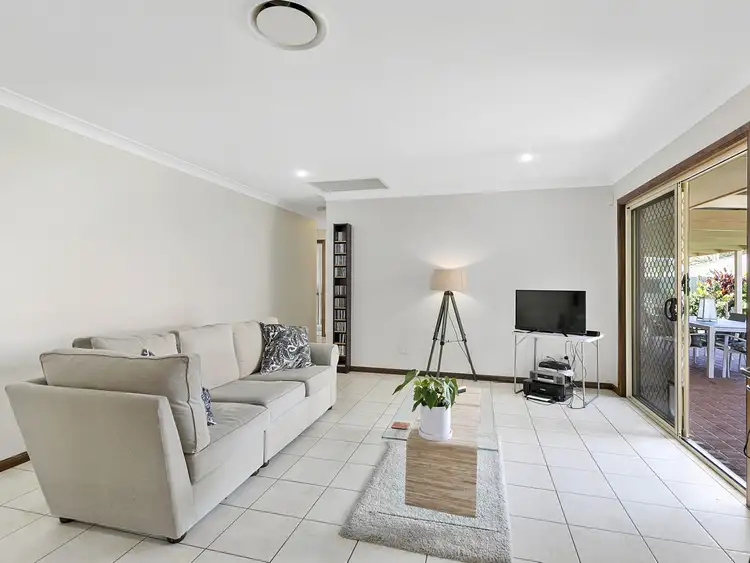 Second view of Homely house listing, 5 Franbridge Place, Victoria Point QLD 4165