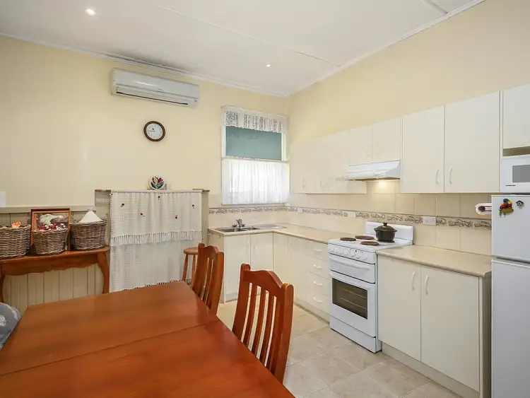 Fifth view of Homely house listing, 56 Coster Street, Alexandra VIC 3714