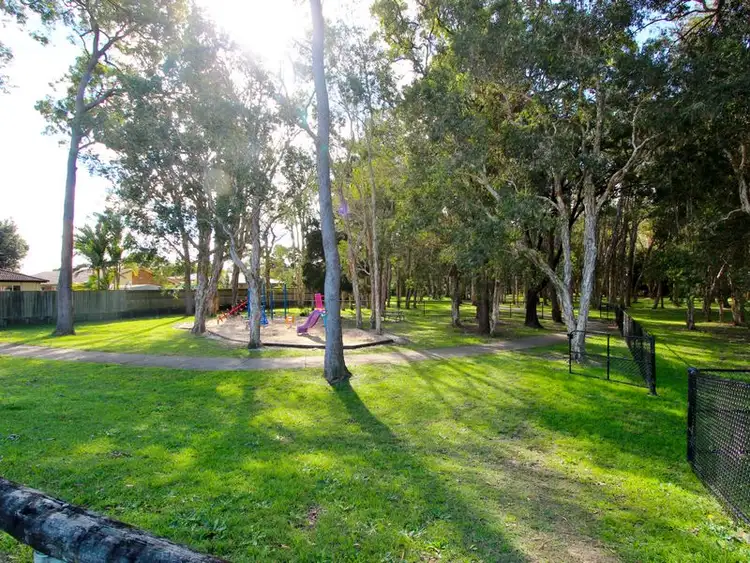 Fifth view of Homely semi-detached listing, 2/6 Ashlee Court, Coombabah QLD 4216