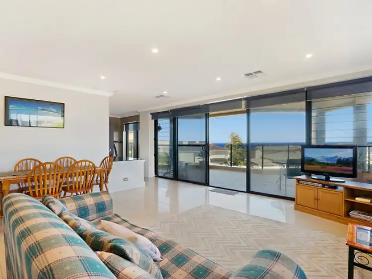 2/73 Ocean Parade, The Entrance NSW 2261