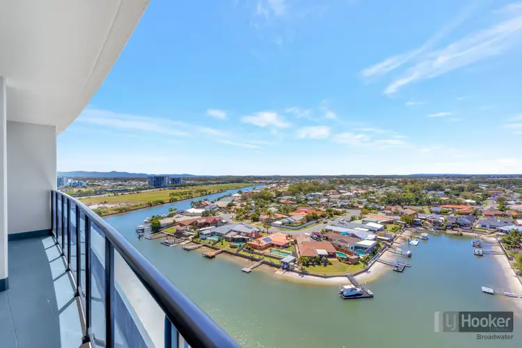 11104/5 Harbour Side Court, Biggera Waters QLD 4216