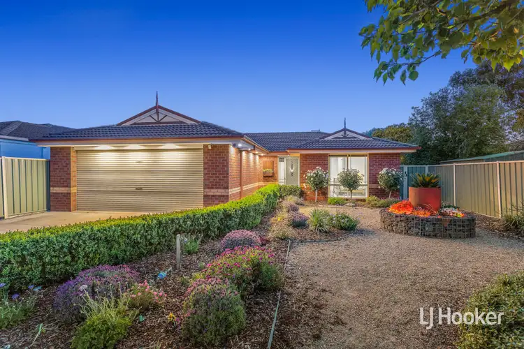 29 Dalkeith Drive, Point Cook VIC 3030