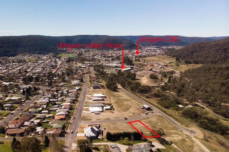 8 Mayview Drive, Lithgow NSW 2790