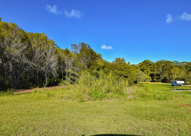 32 Tails Street, Russell Island QLD 4184